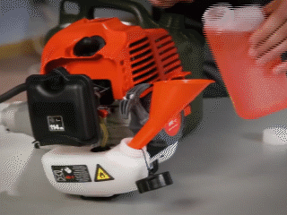 Заправка бензином триммера FUBAG заправка бензинового триммера