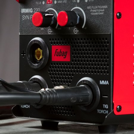 Полуавтомат сварочный FUBAG IRMIG 220 SYN FLUX в Нальчике фото