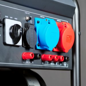 Бензиновый генератор FUBAG BS 7500 XD ES DUPLEX в Нальчике фото