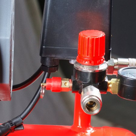 Компрессор безмасляный малошумный FUBAG Свободный Воздух (Free Air) 240/50/2.0 S в Нальчике фото