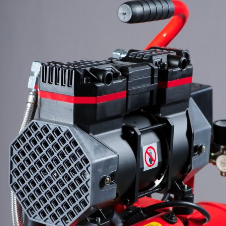 Компрессор безмасляный малошумный FUBAG Свободный Воздух (Free Air) 170/9/1.5 S в Нальчике фото